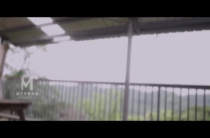 phim set mới Rình bạn thân và bồ nó làm tình với em dâu trên sófa